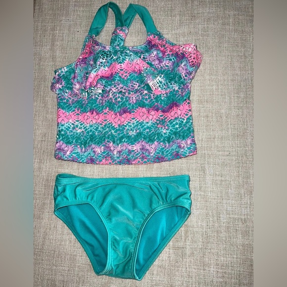 Girls 2 piece Swimsuit - Picture 1 of 7